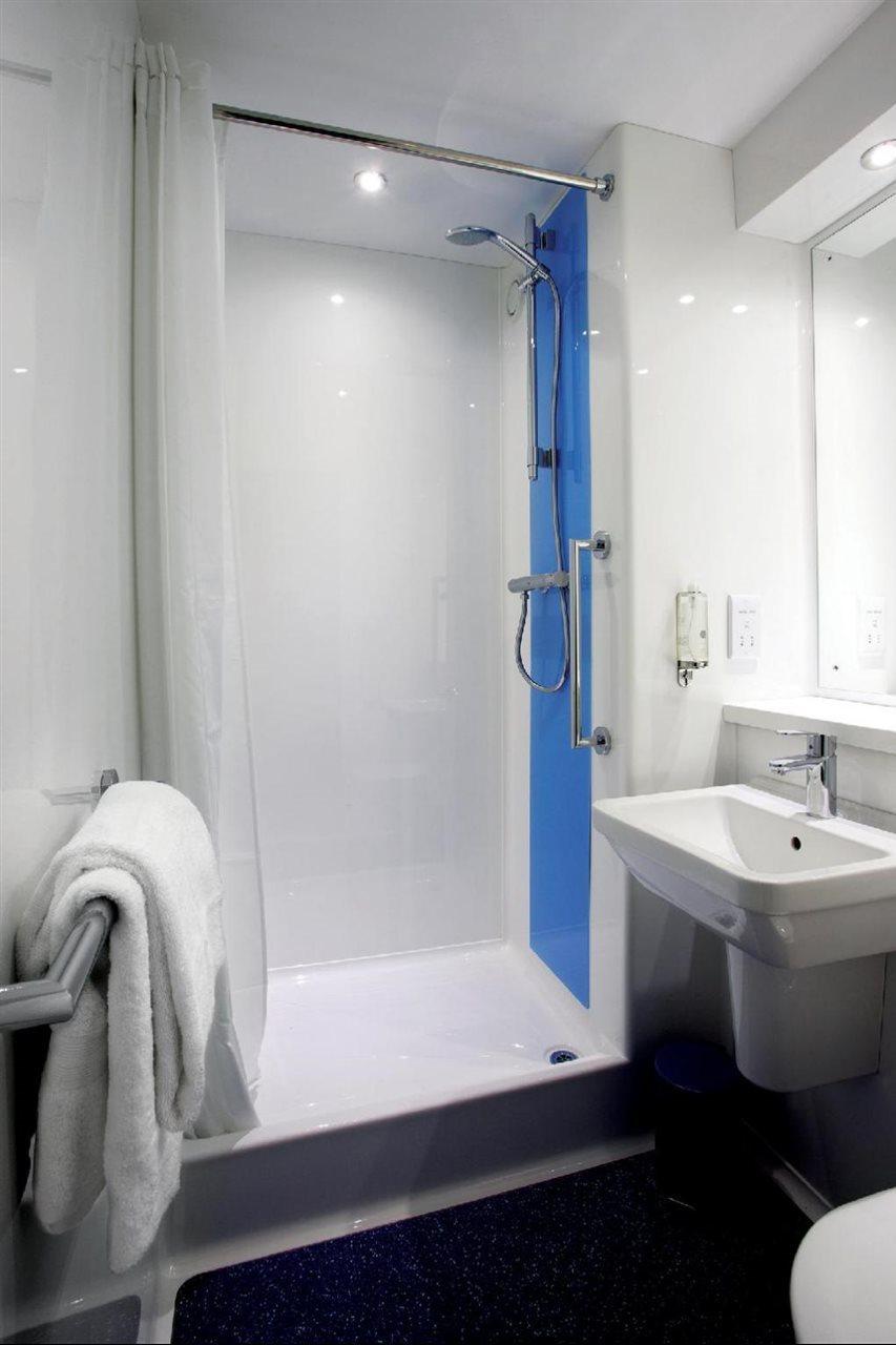 Travelodge Bedford Wyboston מראה חיצוני תמונה