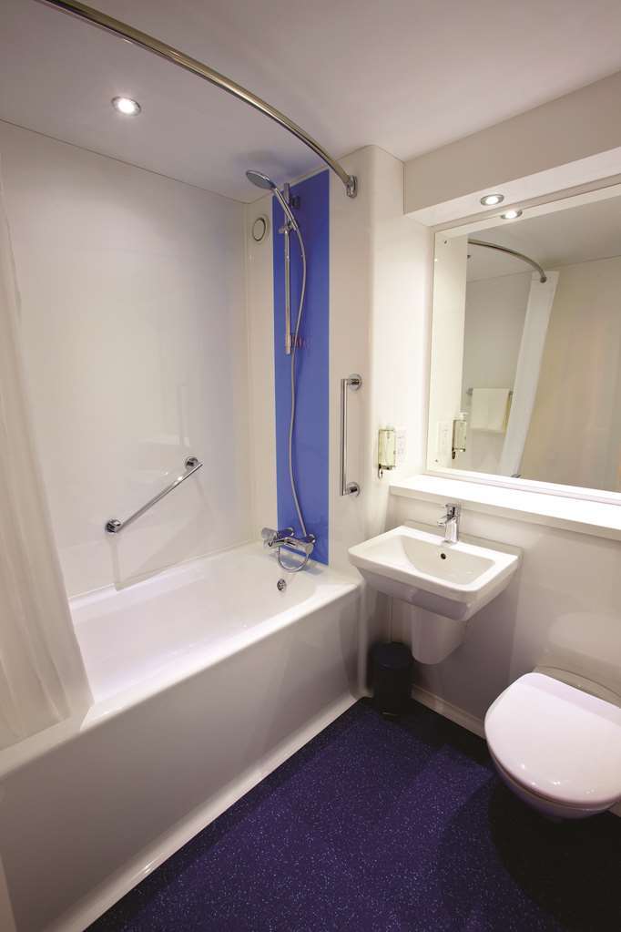 Travelodge Bedford Wyboston חדר תמונה