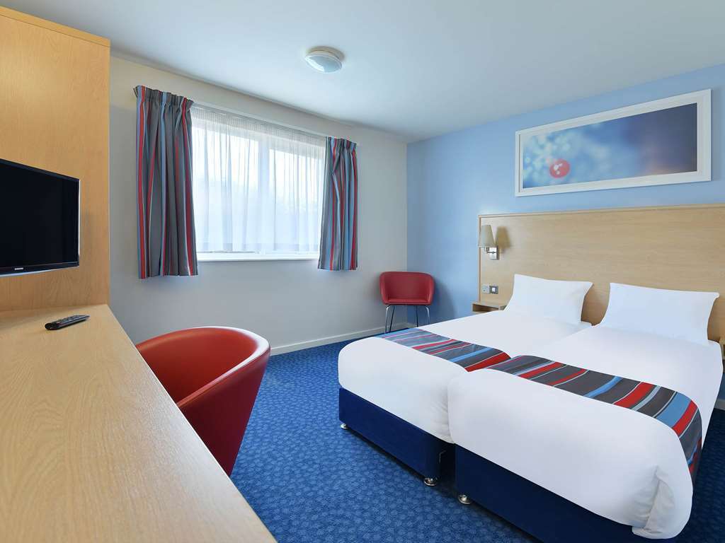 Travelodge Bedford Wyboston חדר תמונה