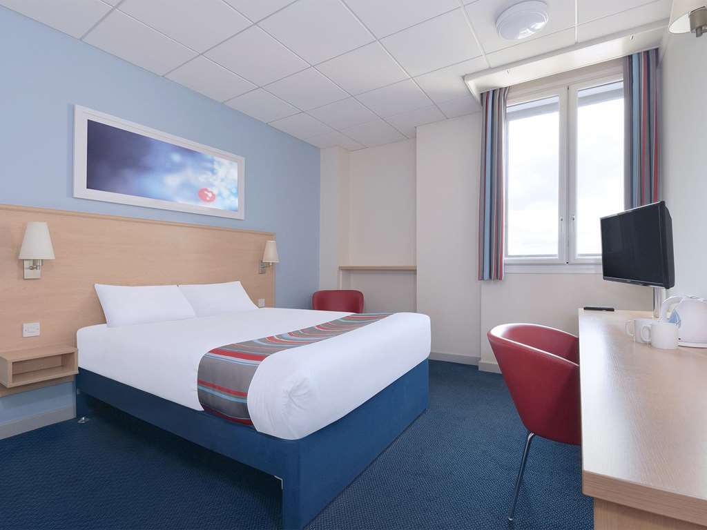 Travelodge Bedford Wyboston חדר תמונה